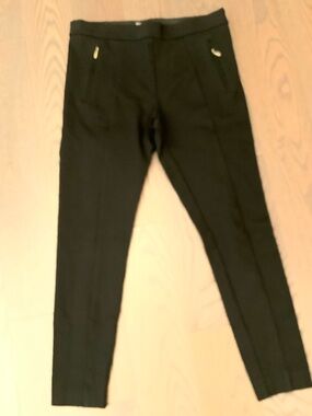 Womens H&M Black Ponte pants  with Zipper Detail